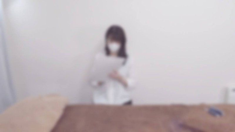 【無/なま中出し】長身で、清潔感のあるバストが魅力的なOLさんが来店してくれました。ストレッチも組み合わせオールハンドで揉みほぐしていきます。声を出さないように我慢しているようです。