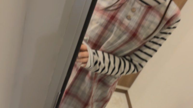【個撮】某麻將職業選手的妹妹。和姐姐不同欠了一屁股債？無力償還而找上家門。