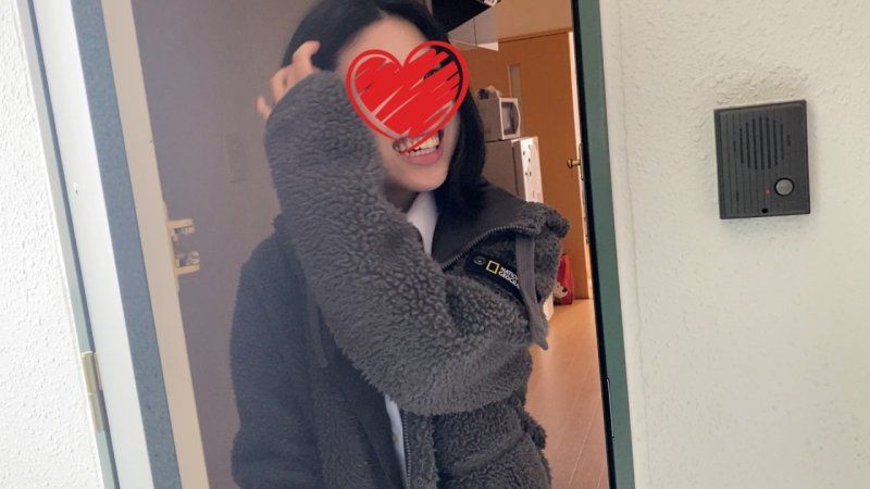 自宅訪問でのハメ撮り再会♡午後オフで仕事着のままノーブラ待機！マンション下の駐輪場で露出フェラ＆着衣ハメでいちゃいちゃSEX♡