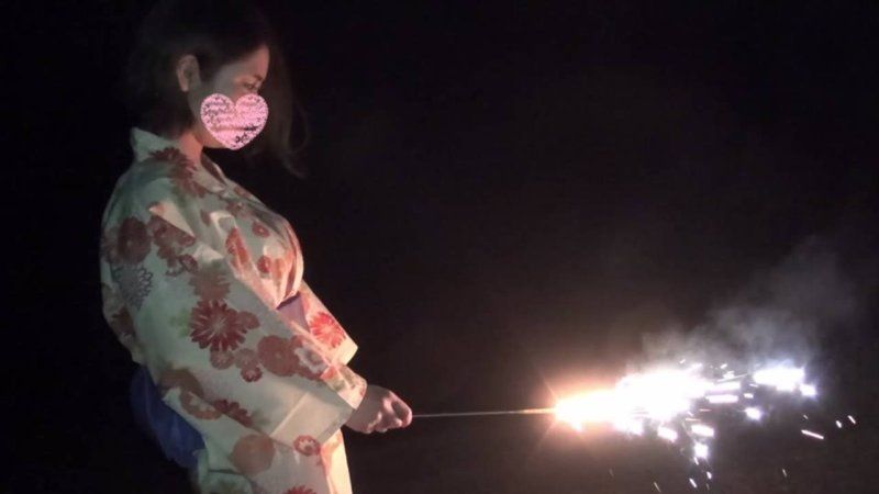 【絕版】傳說中的白皙Ｈ罩杯爆乳美女與盛夏海邊性愛！珍貴泳裝姿態下的盛夏高潮性愛＆浴衣煙火口交射精！